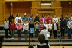 eneklo_ifjusag_2013_aprilis_10_14ora_11
