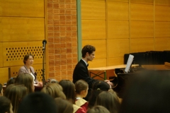 eneklo_ifjusag_2013_aprilis_10_14ora_127