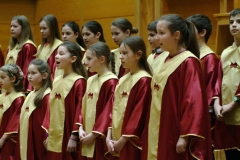 eneklo_ifjusag_2013_aprilis_10_14ora_19