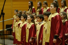 eneklo_ifjusag_2013_aprilis_10_14ora_23