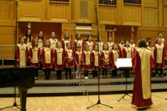 eneklo_ifjusag_2013_aprilis_10_14ora_47