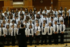 eneklo_ifjusag_2013_aprilis_10_16ora_3