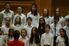 eneklo_ifjusag_2013_aprilis_10_16ora_59