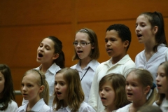 eneklo_ifjusag_2013_aprilis_10_16ora_65