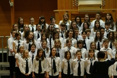 eneklo_ifjusag_2013_aprilis_10_16ora_8