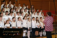eneklo_ifjusag_2013_aprilis_9_161