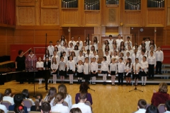 eneklo_ifjusag_2013_aprilis_9_184