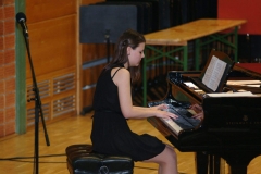 eneklo_ifjusag_2013_aprilis_9_42