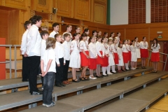 eneklo_ifjusag_2013_aprilis_9_56