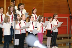 eneklo_ifjusag_2013_aprilis_9_78