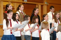 eneklo_ifjusag_2013_aprilis_9_80